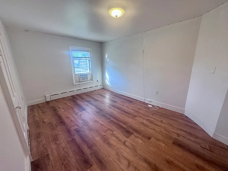 1690 Litchfield Tpke #2 — Photo 18