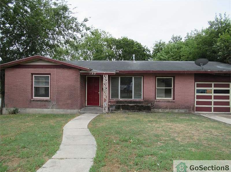 1st image of 122 Channing Ave