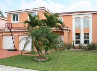 10664 SW 17th Pl, Davie, FL 33324