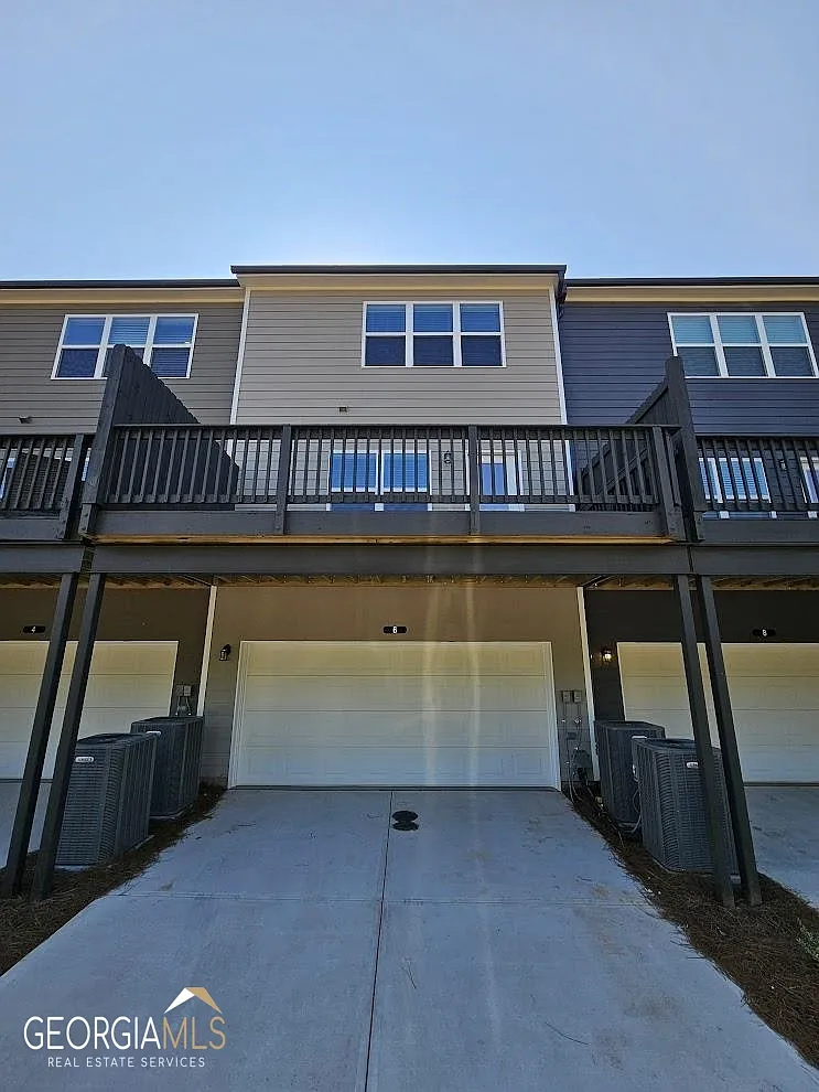 Photo 2 of 28 - 6 Iron Dr #91 - Newnan, GA Building Photo - 6 Iron Dr #91