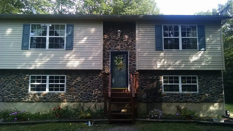 2526 Bark Ln photo 1