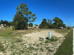1124 Skyline Blvd, Cape Coral, FL 33991