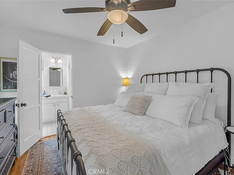 3220 Iroquois Ave — Photo 16