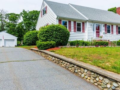 253 Tremont St, Taunton, MA, 02780