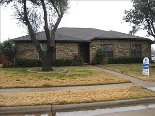 1st image of 2413 Trenton Dr