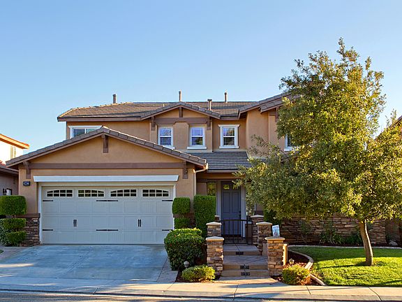2nd image of 26623 Chamomile St