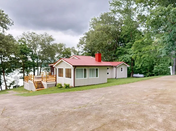 1799 Liberty Ln, Cadiz, KY 42211