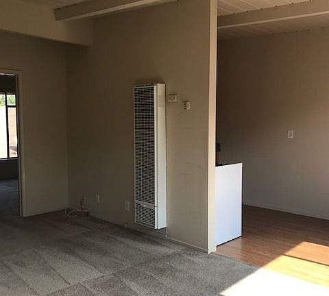3rd image of 920 Evelyn St APT 6
