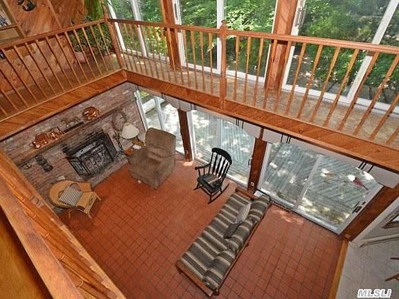 3rd image of 29 White Birch Cir