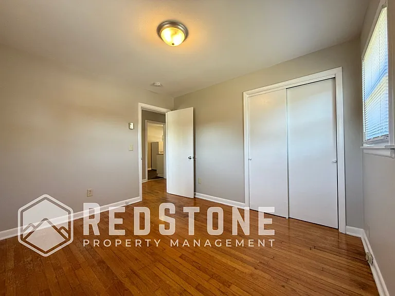 128 Friendly Rd — Photo 8