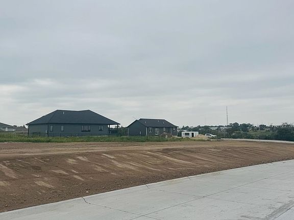 4th image of T St Lot 5