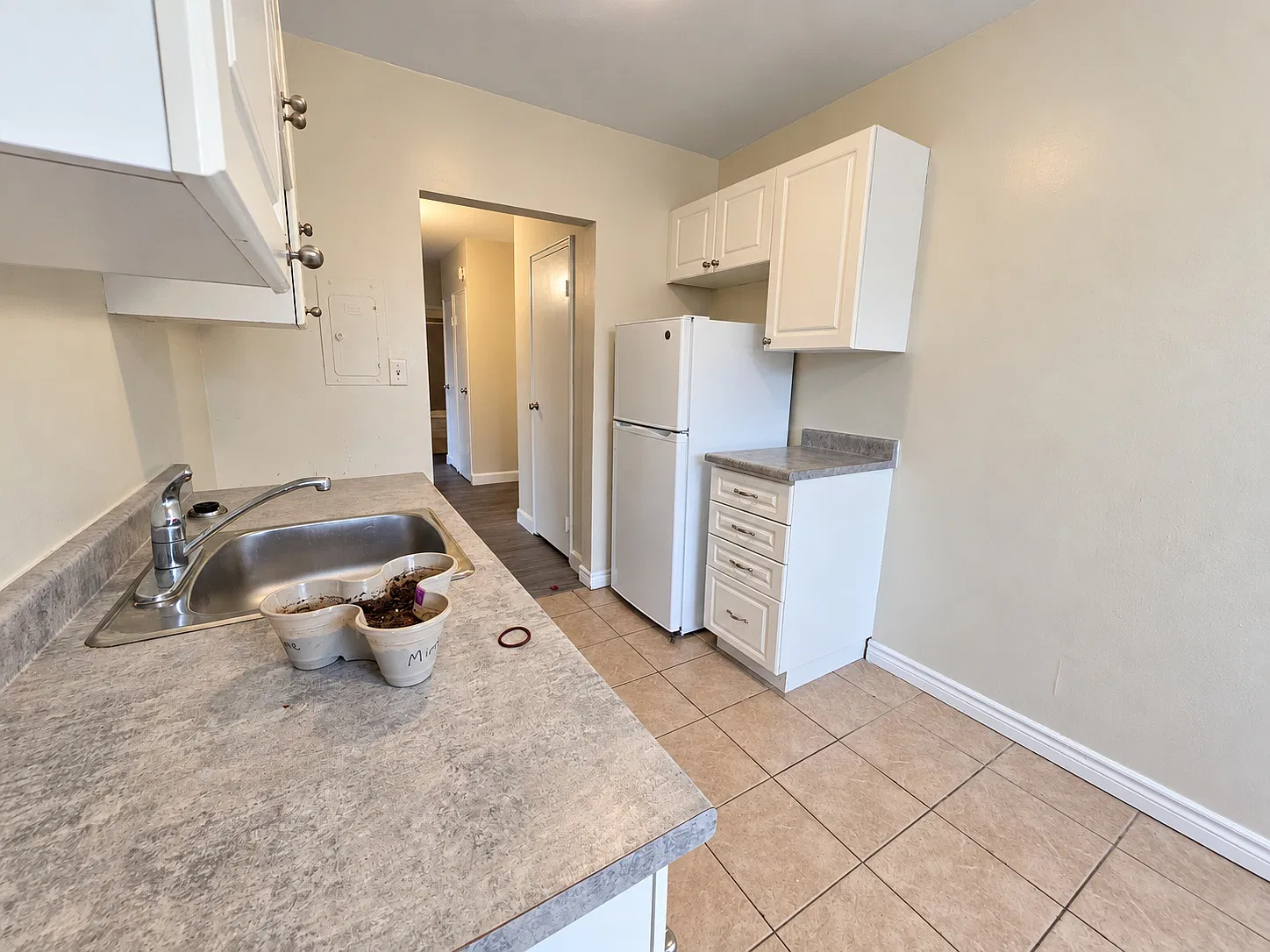 875 Colborne Rd — Photo 4