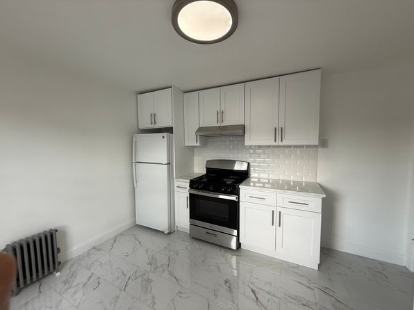 33-28 72nd St #2