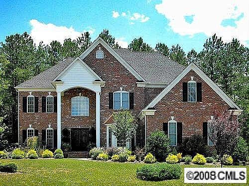 1st image of 305 Stonewater Bay Ln