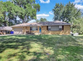 6717 Ballentine St, Shawnee, KS 66203