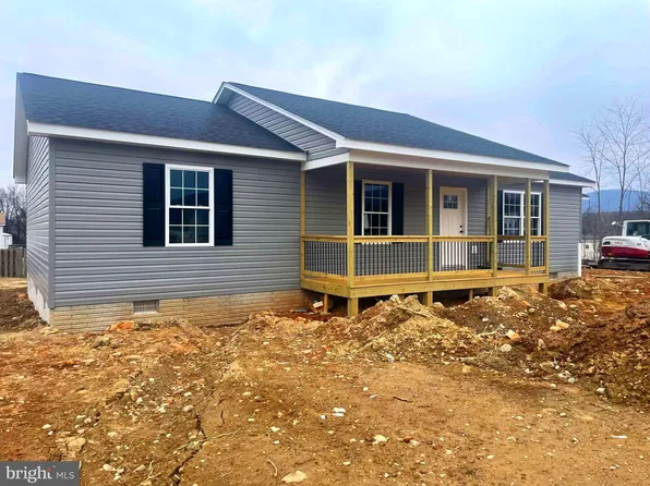 535 Leola Loop, Stanley, VA 22851