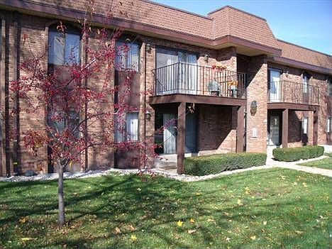 1st image of 9310 W Forest Home Ave #108
