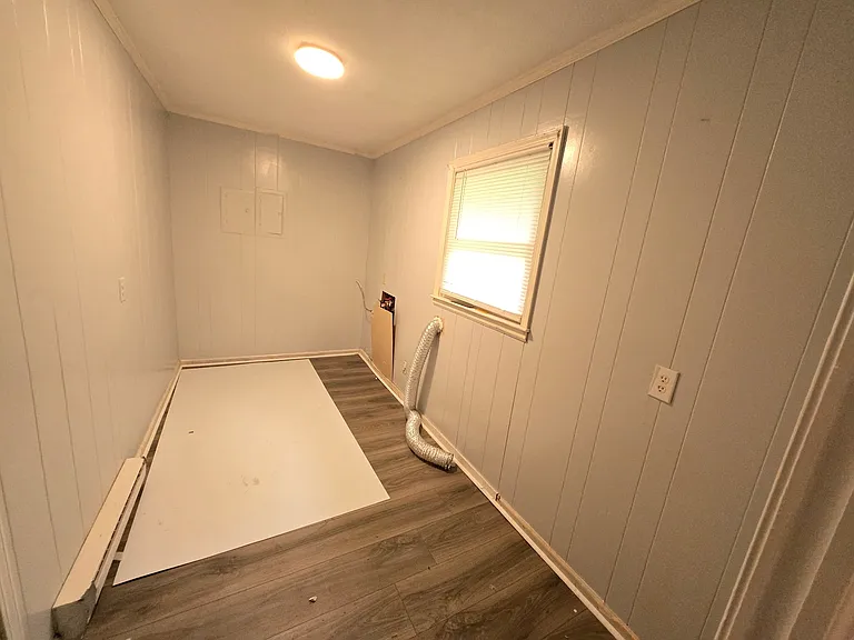 250 Pickler Rd — Photo 5