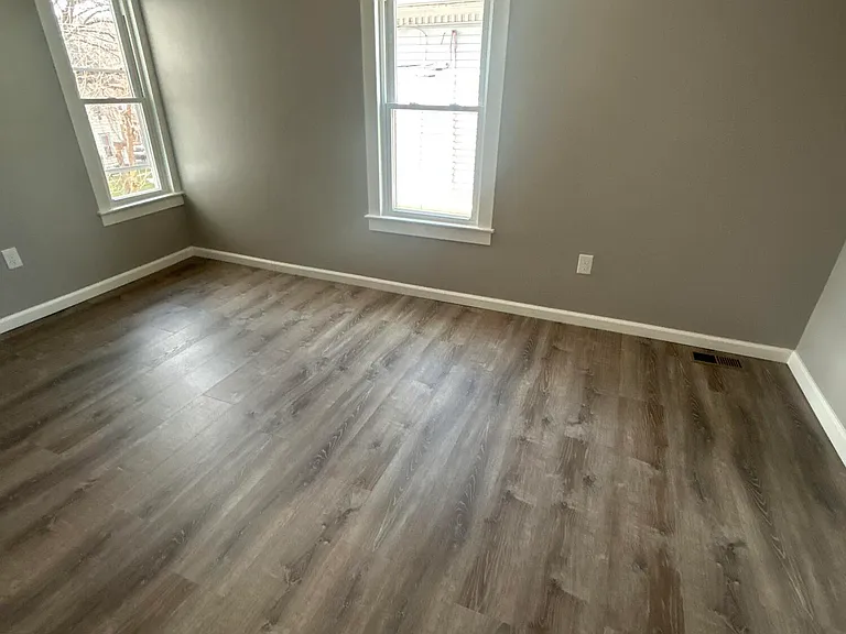 179 Railroad St — Photo 7