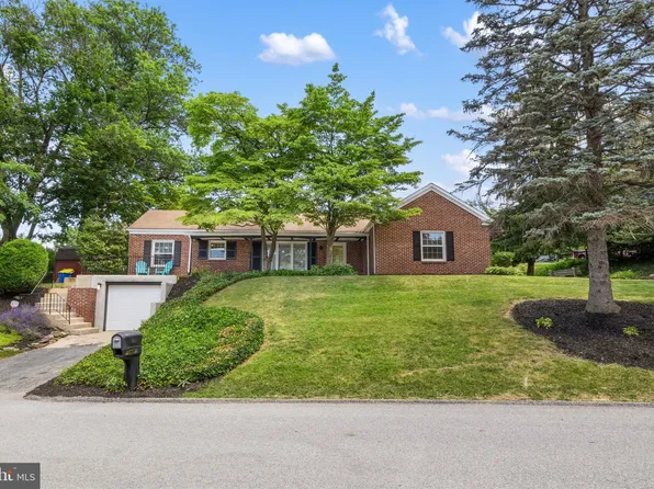 1371 Irving Rd, York, PA 17403