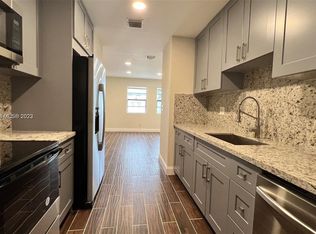 2130 Funston St #2130, Hollywood, FL 33020