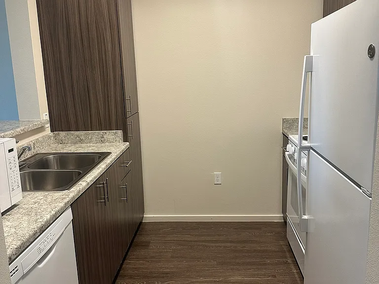 Mirabella Senior Apartments — Photo 29
