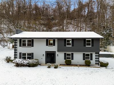 5 Cavalier Dr, Huntington, WV, 25701