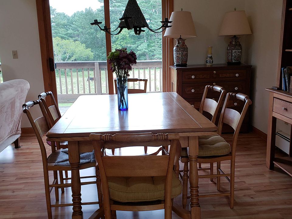 2nd image of 15 Meadow Dr APT A