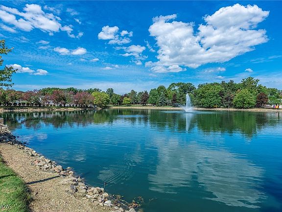 4th image of 8599 Scenicview Dr APT 202