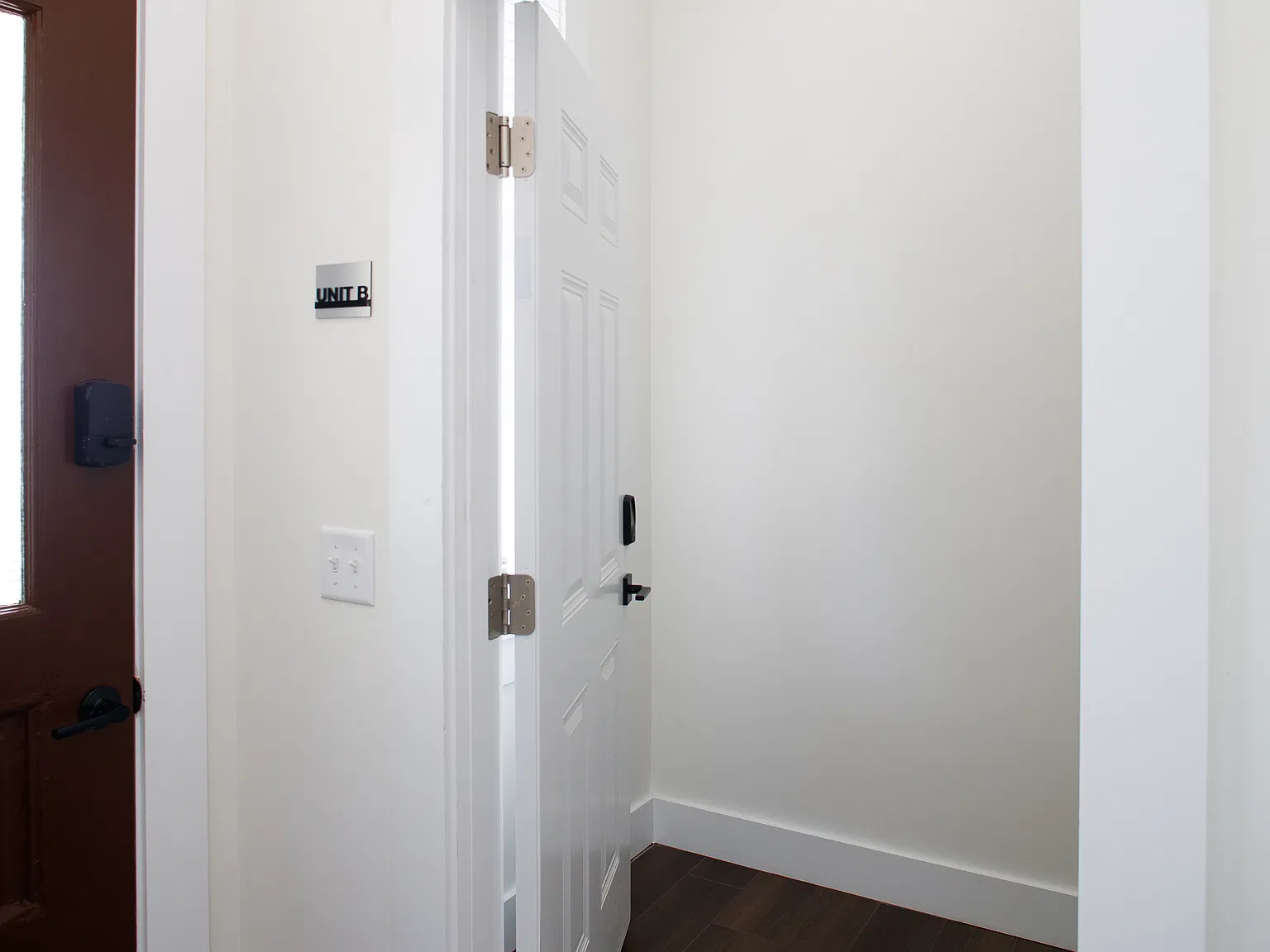 2 bed, 1250 sqft, $2,500 — Photo 2