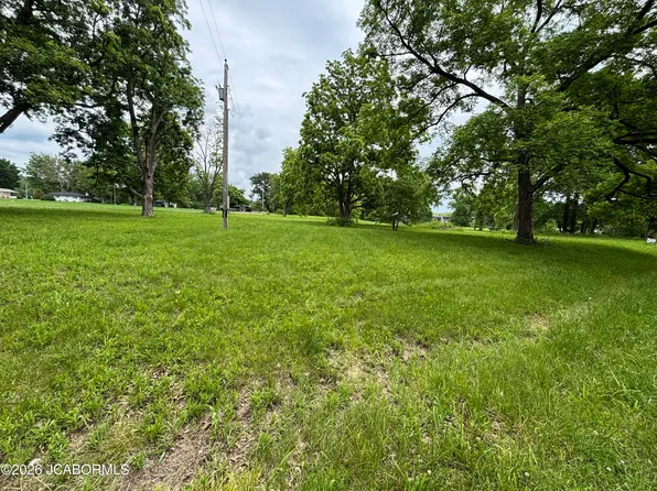 10508 Marina Rd, Jefferson City, MO 65101