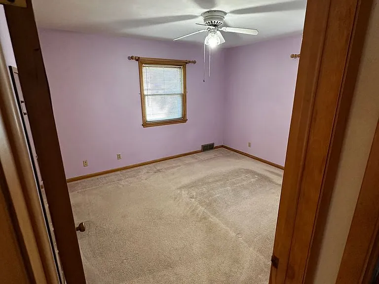 615 College St — Photo 10