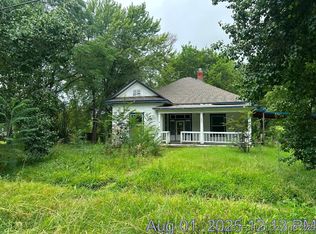 304 N Dennis St, Vian, OK 74962