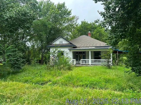 304 N Dennis St, Vian, OK 74962