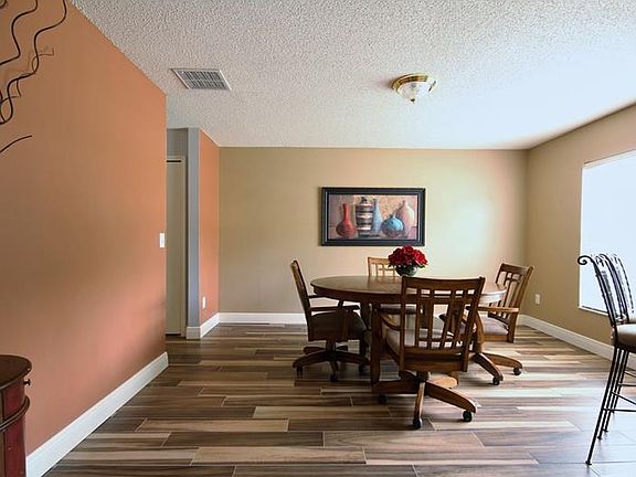 4th image of 1072 Woodson Hammock Cir