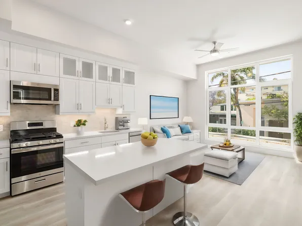 Asano on Ivy - Bankers Hill/Little Italy, 321 Ivy St #401, San Diego, CA 92101