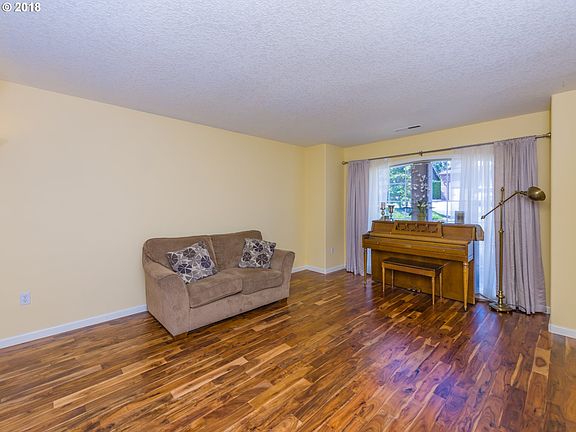 5th image of 3001 NE 144th St