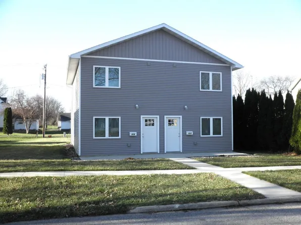 914 & 916 Mechanic St, Osage, IA 50461