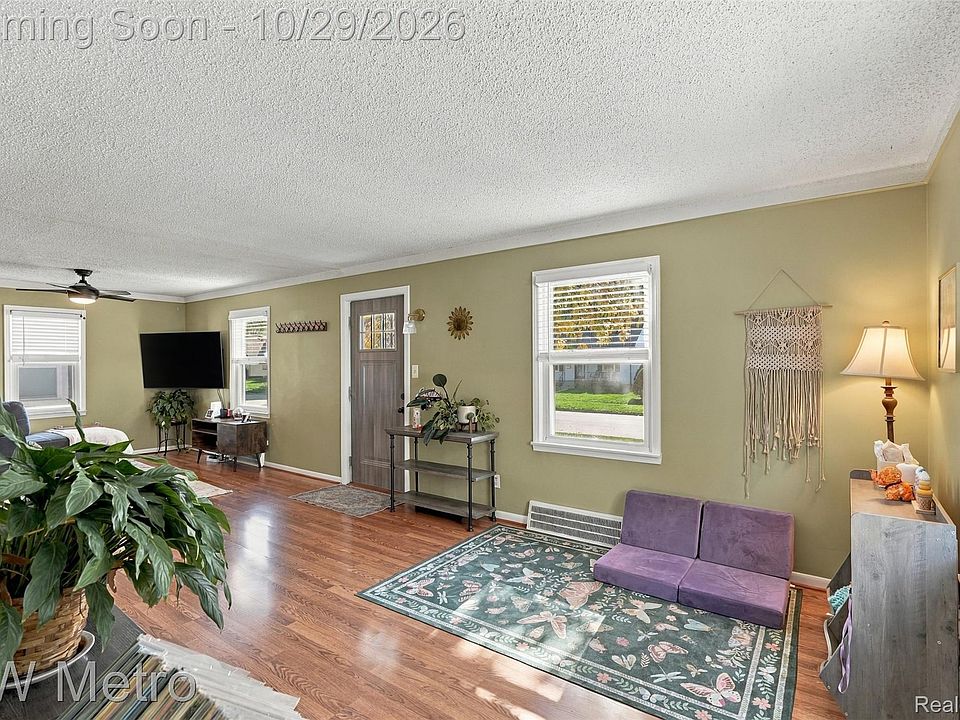 2471 Brickley St, photo 6