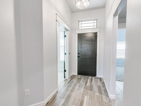 4th image of 16713 Serrano Dr
