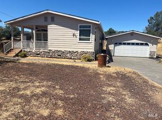 2924 Meadow Creek Rd, Clearlake Oaks, CA 95423