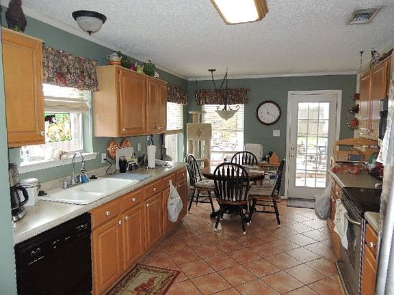 4th image of 10200 Pleasant Mound Dr