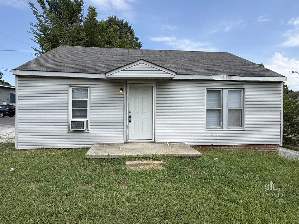 909 Lane Ave