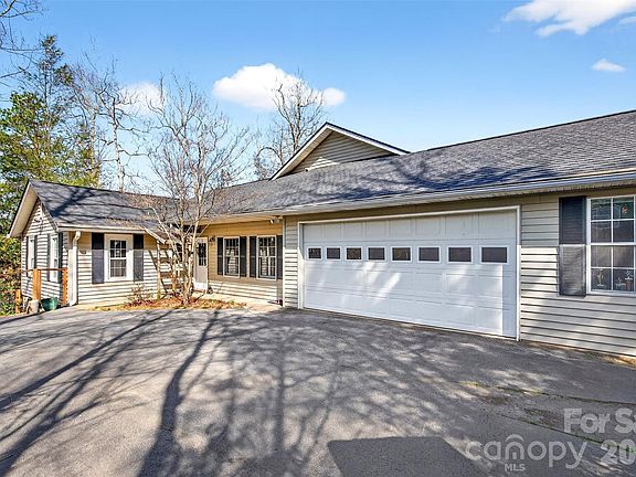 4th image of 32 Tucker Rd