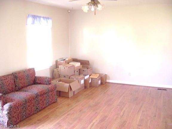 3rd image of 4535 Zachary St