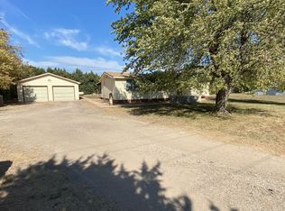 16 NE 60th Rd, Great Bend, KS 67530