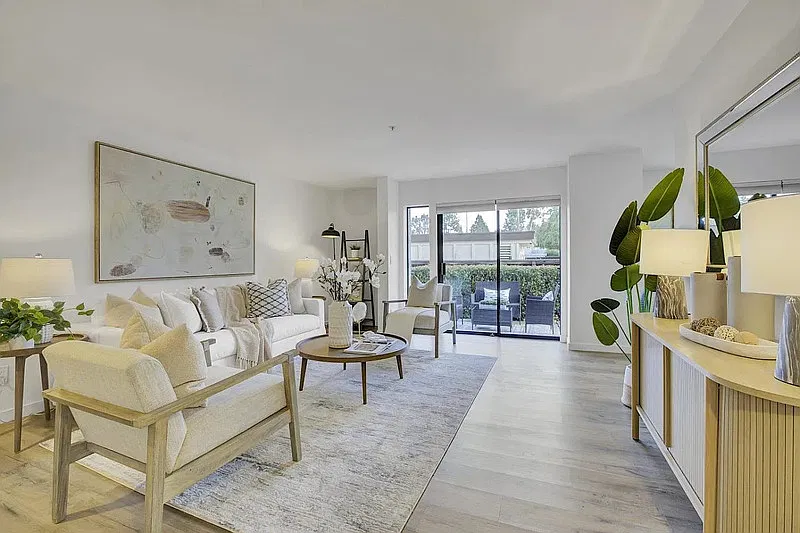 1 bed, 1.0 bath, 876 sqft, $3,600 — Photo 3