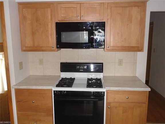 4th image of 3406 Norris Ave