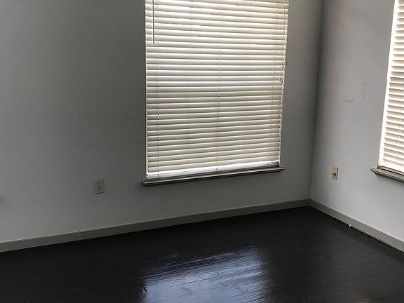 3rd image of 898 E Washington St #B