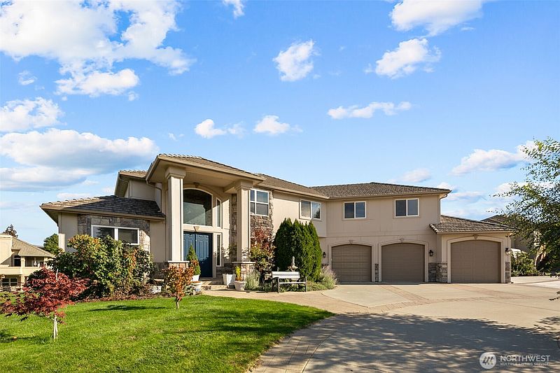 2nd image of 3675 Westridge Place